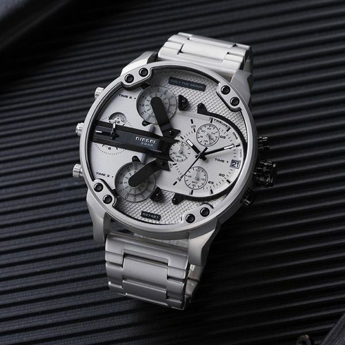 New Diesel Mr. Daddy 2.0 Chronograph Quartz Silver Strap Dial Mens Watch DZ7421 - Picture 2 of 5