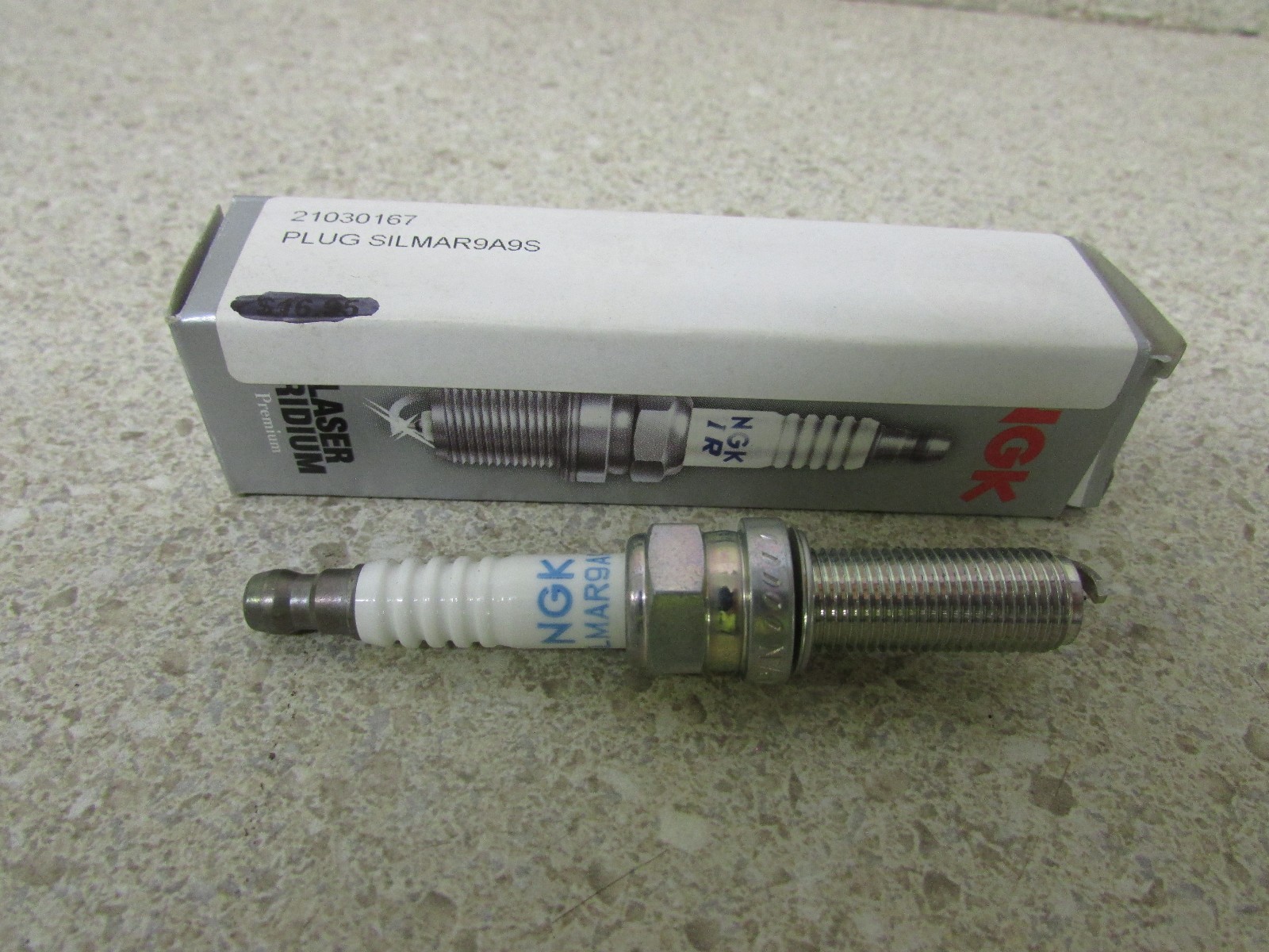09-18 HONDA CRF450R CRF 450R 450 NGK SPARK PLUG SILMAR9A9S