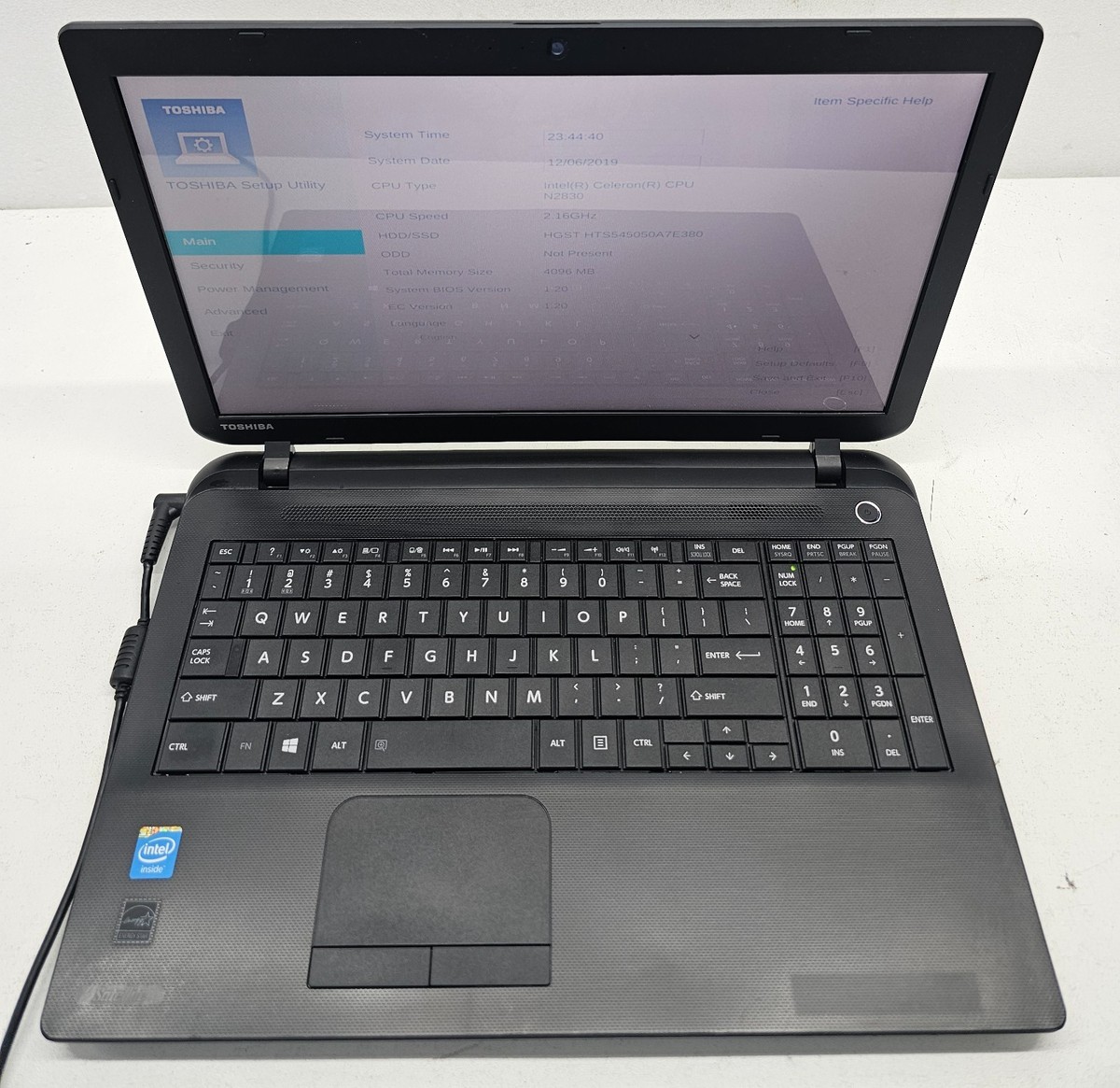 Toshiba Satellite C55-B2598 Laptop Intel Celeron N2830 4GB Ram