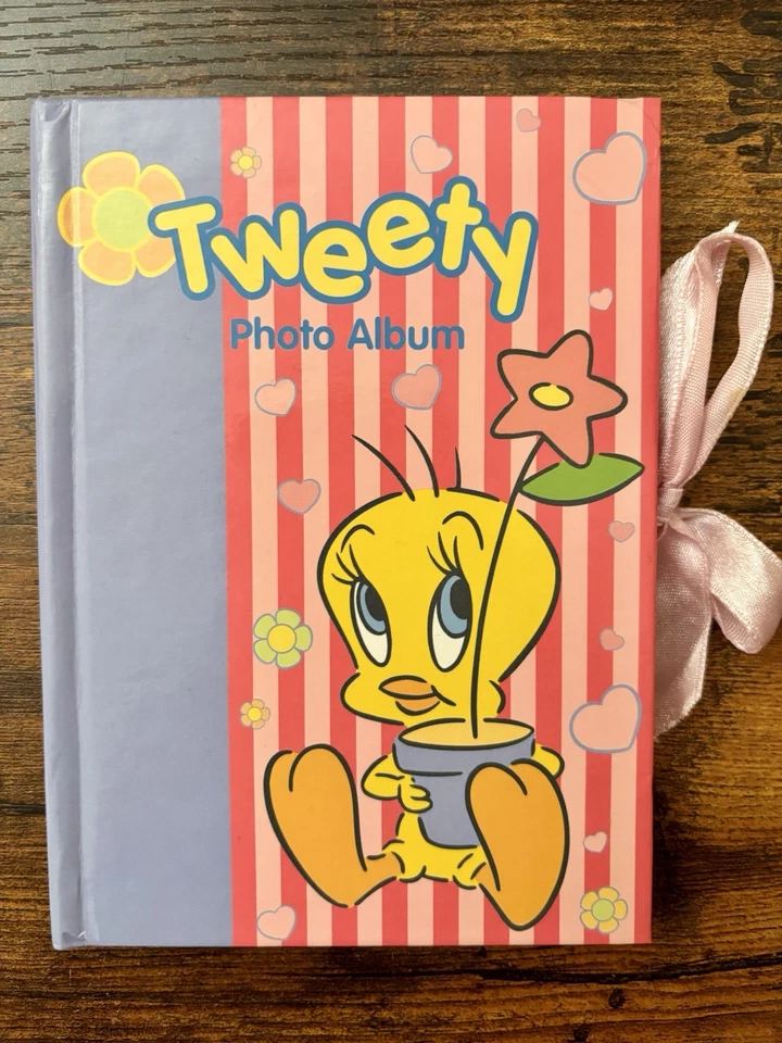 Vintage Y2K 2000 Tweety Bird Warner Bros. Photo Album Hard Cover Ribbon - Image 2 of 4