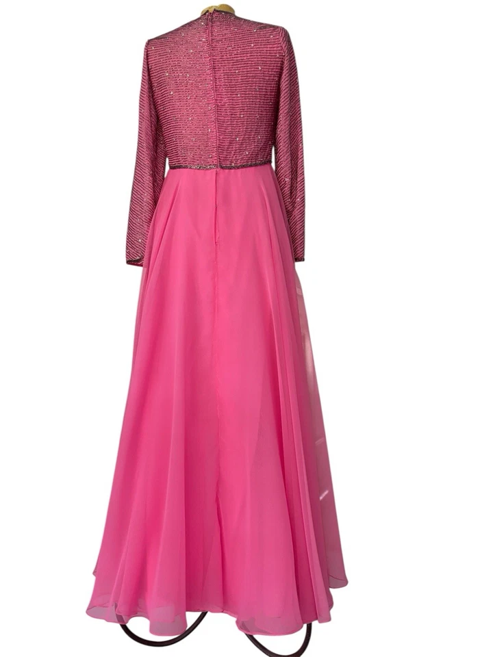 VICTORIA ROYAL 1950s Beaded Chiffon Formal Dress - Imagem 3 de 4