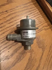 Jaguar XJS Lucas 4RV Pressure Regulator