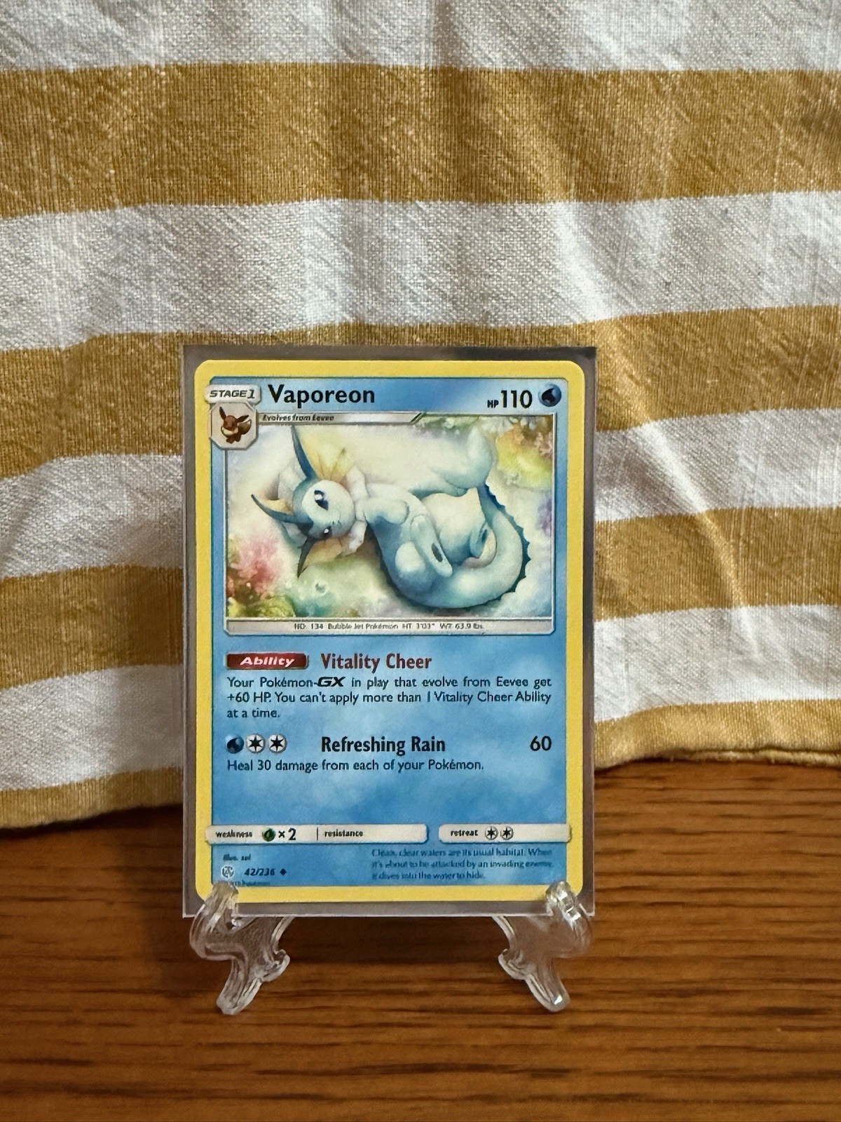 Pokemon SM - Cosmic Eclipse 42/236 Vaporeon