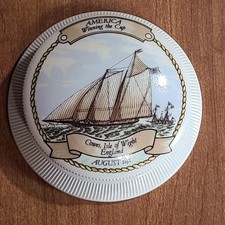 Vtg AMERICA Winning The Cup Crowes Isle of Wight England  Aug 1851 Paperweight