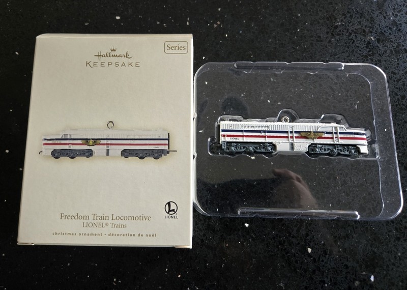 Hallmark 2007 Keepsake Freedom Train Locomotive Ornament Excellent Condition