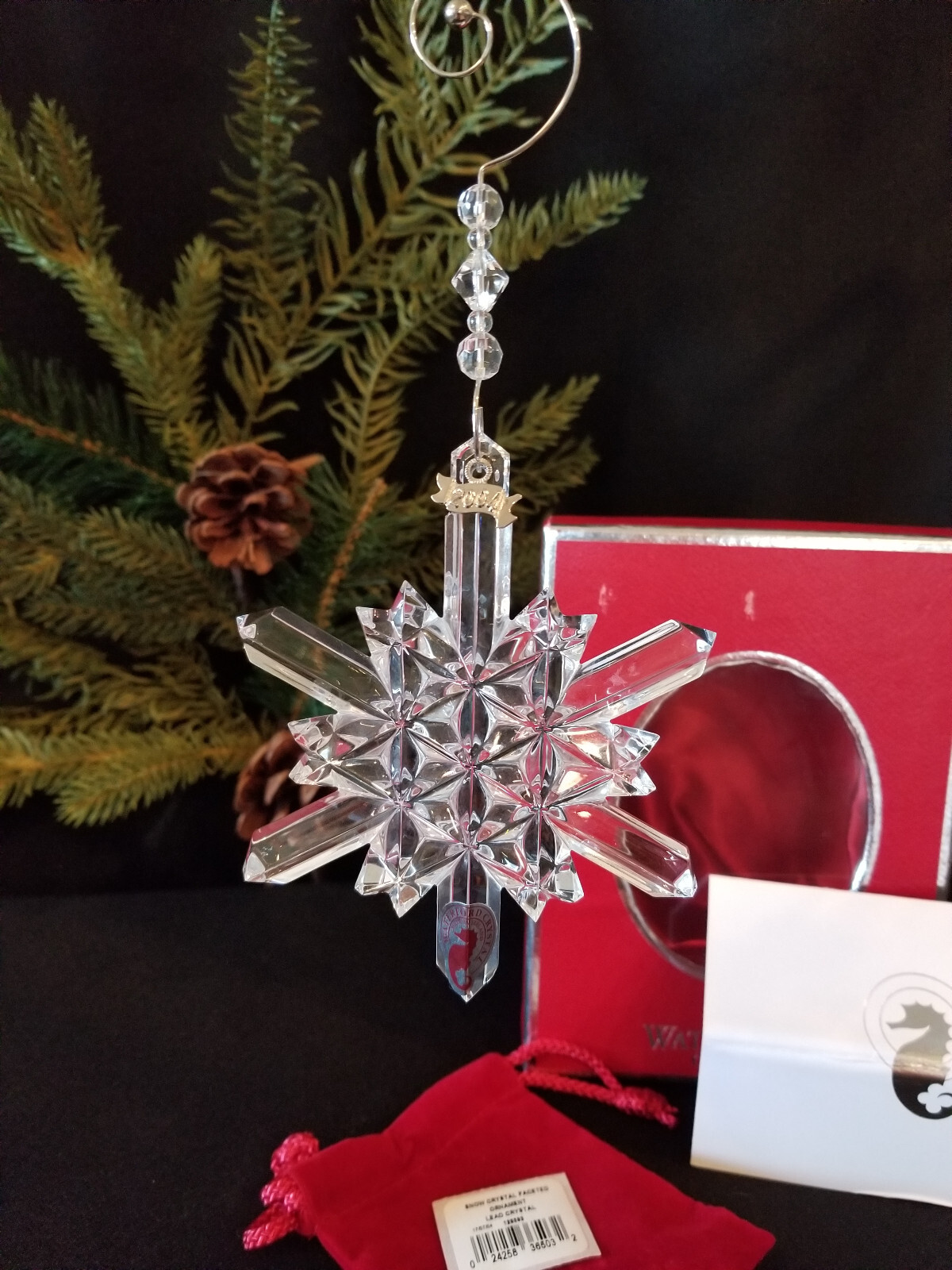 WATERFORD CRYSTAL 2004 SNOW CRYSTALS SNOWFLAKE ORNAMENT 1ST edition  RARE  NEW