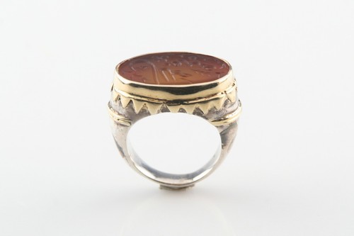 VINTAGE STERLING SILVER AND GOLD PLATED, GOLDEN INTAGLIO GLASS RING - 第 3/5 張圖片