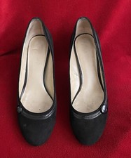 Nine West Women's Casual Black Slip On High Heel Pumps Size: 7.5