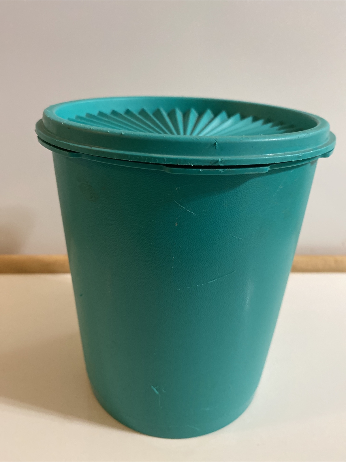 TUPPERWARE Vintage Aqua Green Servalier Canister w/Lid 80913 eBay