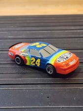 Life Like Fast Trackers Slot Car 9619 JEFF GORDON DUPONT 24 Set Car - RUNS 