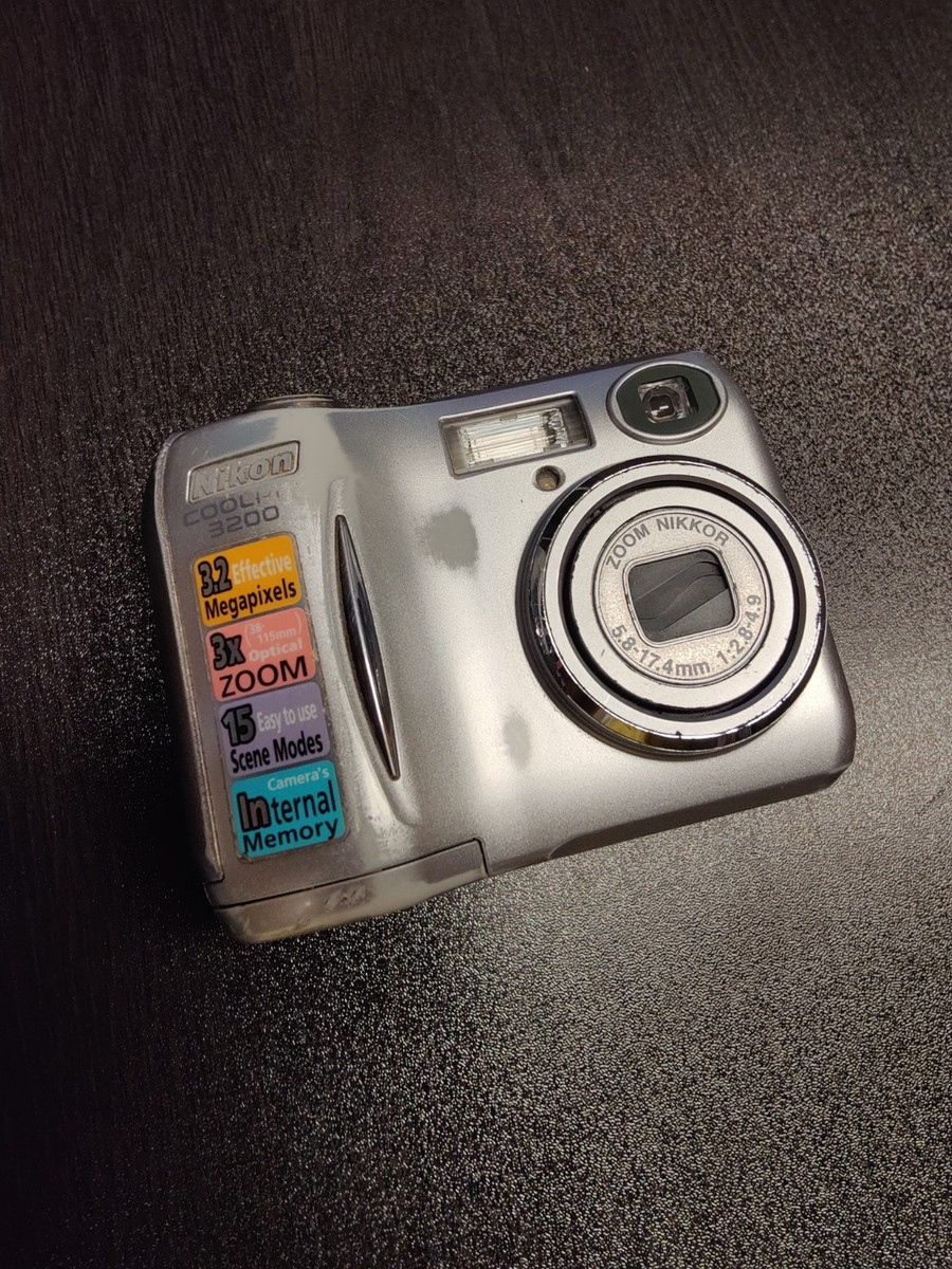 Nikon Coolpix 3200 Camera E3200 3.2 Megapixels 5.8-17.4mm Nikon Coolpix 3200 Camera E3200 3.2 Megapixels 5.8-17.4mm