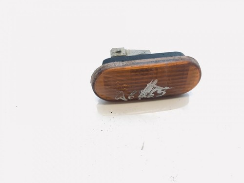 3a0949117a Seitenblinker (Kotflügelblinker) Vorne Linke  Volkswa DE1276937-47