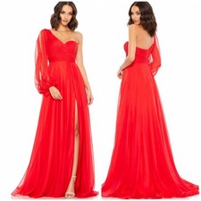 Mac Duggal NWT Red Flowy One Sleeve Chiffon Gown Size 2 Side Slit Ruched Bodice
