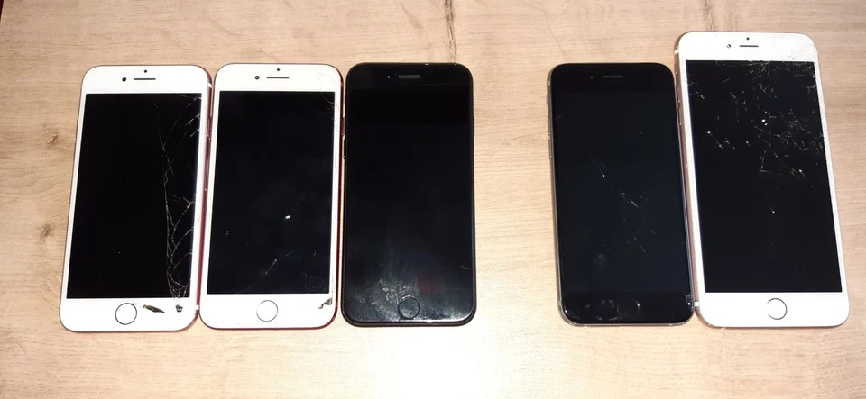 LOT APPLE - 5 x IPHONE MELANGER - ETAT DIVERS - VENDU HS - EN ETAT - POUR PIECES - Photo 2/4