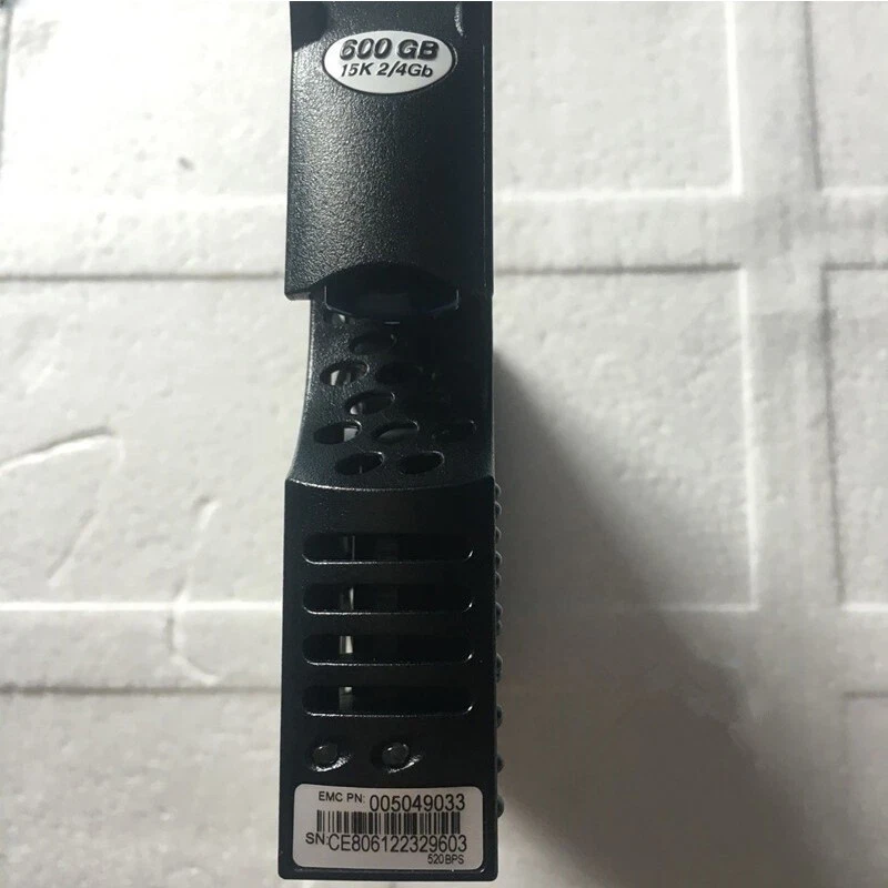 EMC 15K 600GB 4G FC HDD CX-4G15-600 005049694 005048952 005049033 CX3 CX4 - Image 2 of 4