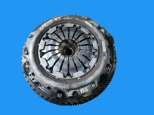 RENAULT CAPTUR MK1 2015 0.9 TCE SINGLE MASS WITH CLUTCH 302056252R