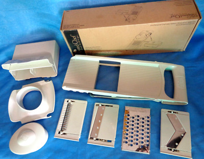 The Pampered Chef Ultimate Mandolin Food Slicer Shredder Grater #1087 Excellent!