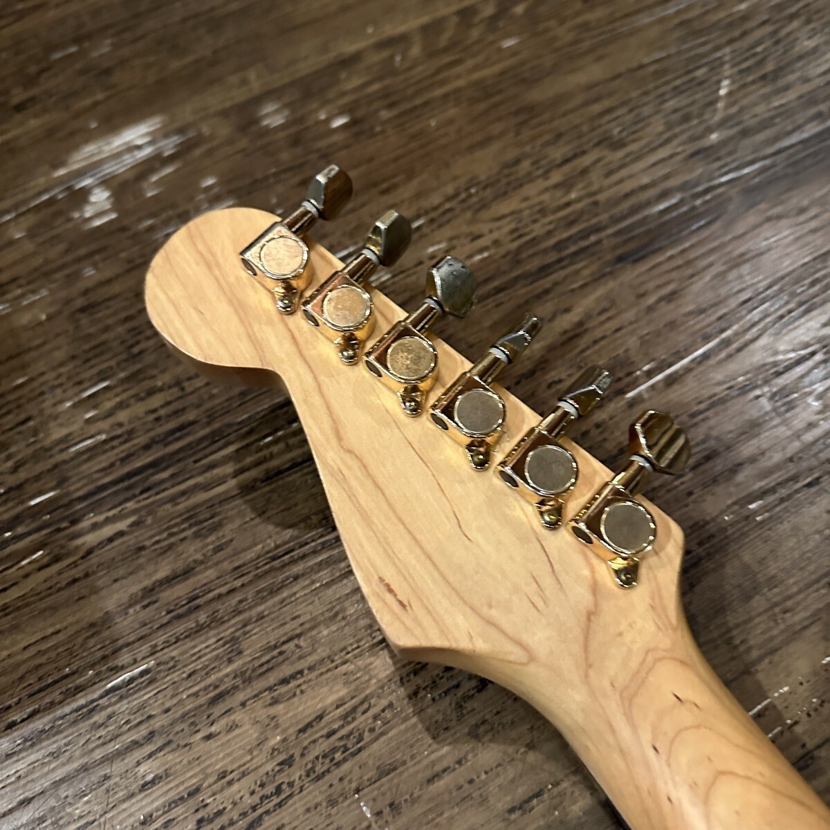 PLAYTECH ST-700 Floyd Rose Electric Guitar | eBay