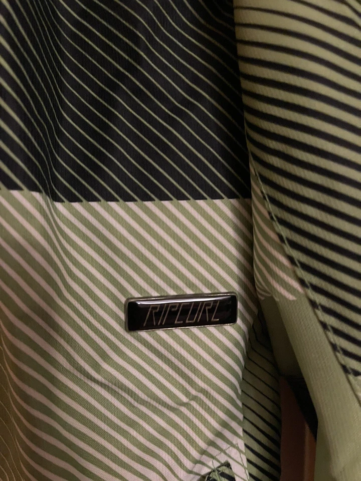 Ripkurl Skijacke Snowboard Herren Jacke mit Kapuze Gr. XL ( 52-54) grün TOP - Bild 3 von 4