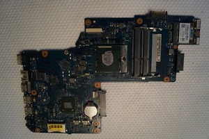 MOTHERBOARD H000052740 DEFEKT INTEL SR0HR FÜR TOSHIBA C855-1R8 LAPTOP, WIE BESEHEN
