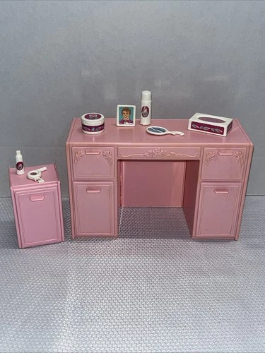Vintage Barbie Sweet Roses Vanity & Nightstand Set Mattel 1987 #4764 Accessories