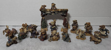 Vintage 1990&rsquo;s Boyd&rsquo;s Bears Nativity Set Of 16 Peace On Earth With Boxes