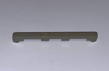 HORNBY en 0 , pièce intermédiaire entre rails pour passage à niveau plastique