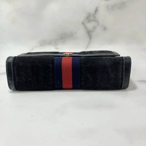 Auténtico bolso clutch GUCCI línea jerez gamuza azul marino - Imagen 5 de 24