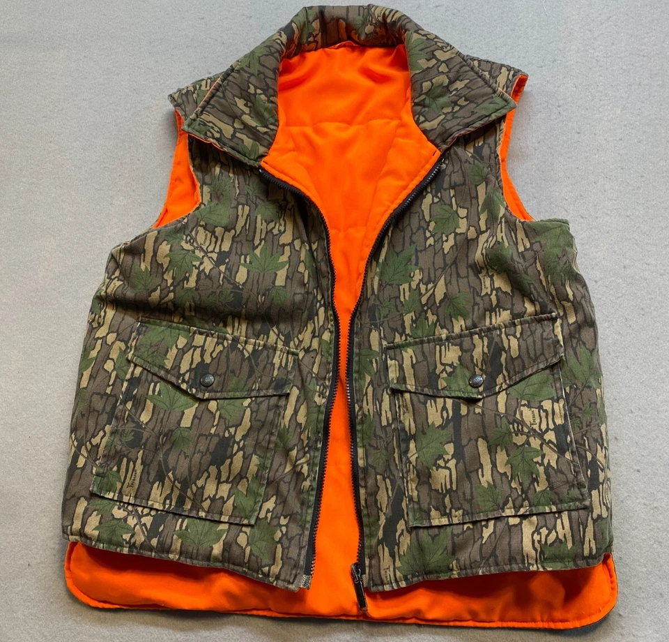 VTG Winchester Puffer  Vest Mens M Camo Orange Reversible  Trebark Hunting FLAW - Image 4 of 4