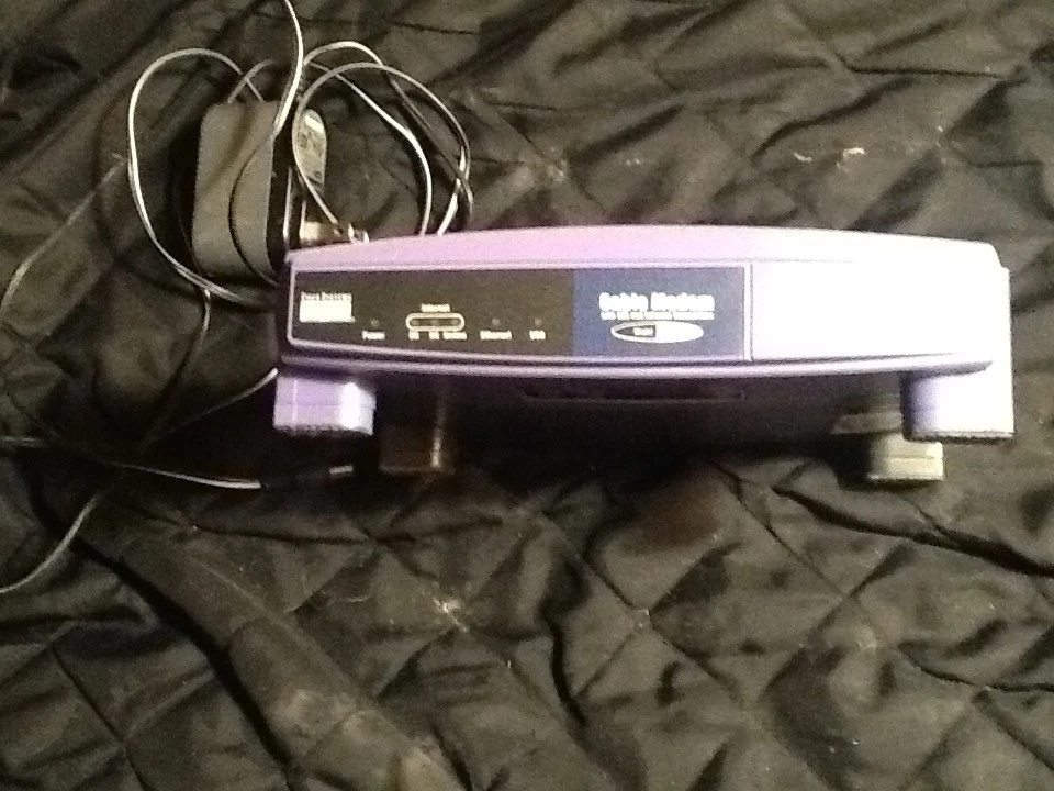 Linksys cable modem Model # BEFCMU10 with USB & Ethernet connections Wired USED - Image 2 of 3