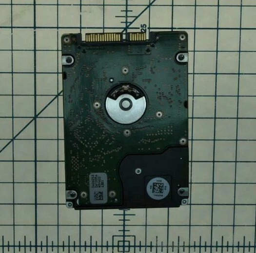 Hitachi Travelstar 60GB SATA 5400RPM W/ TRAY 413851-001 - Image 2 of 2