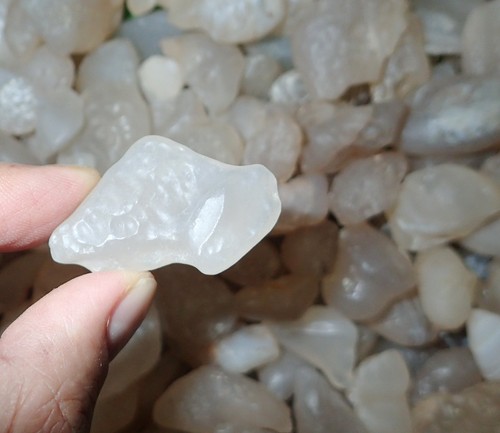 Translucent Raw Gobi Desert Agate Freeform 2 to 25 g size pieces 300 gram Lot - Picture 6 of 12