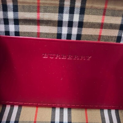 Burberry Red Leather Coin Purse Kiss Lock Wallet Nova Check Accent