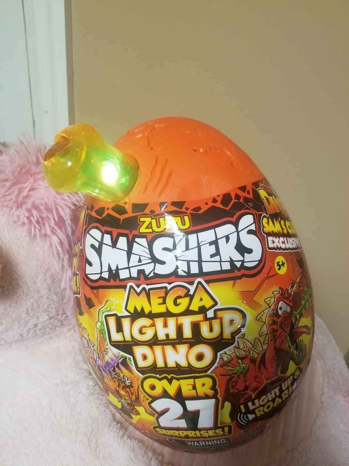 Smashers Mega Light Up Dino to SMASH - Squirrel Stampede