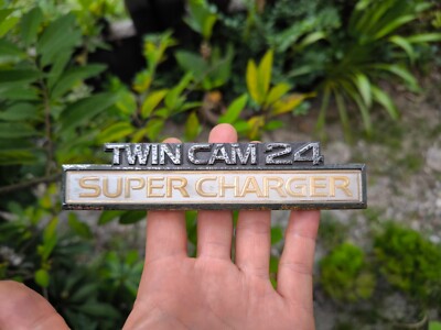 gs121 クラウン TWINCAM 24 SUPER CHARGER グリル Twin Cam 24 Super Charger Front Grille Emblem Badge For Toyota