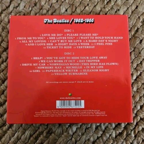 The Beatles CD Bundle. Abbey Road, Sgt Peppers - Picture 12 of 16