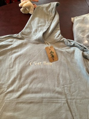 C  est Bon Mens Heavy Duty Sweatshirt Size Medium Oversized.