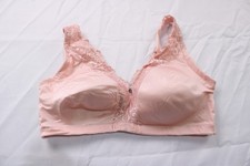 Breezies Women's Lace Leisure Wirefree Bra AC2 Pale Blush Size 40D NWT