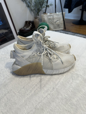 adidas Tubular Rise Sneakers in White/Gum, Women s 7