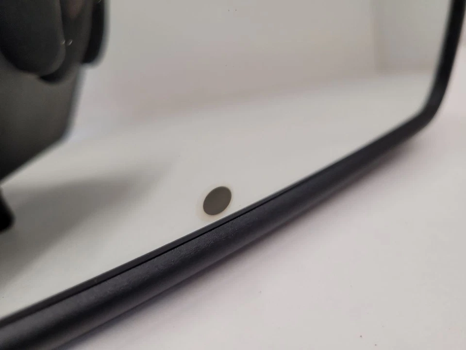 2015 - 2019 DISCOVERY SPORT Rear View Mirror With Garage Door Opener  - Image 4 of 4