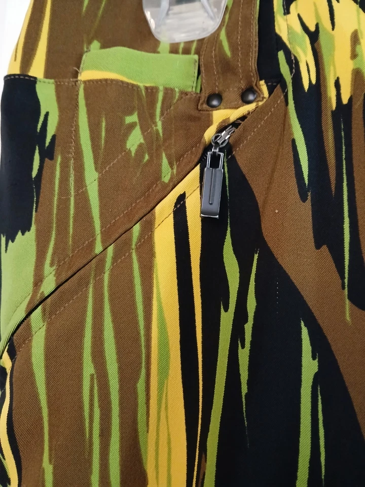 Jamie Sadock Classic Shorts Bermuda Size 14 Colorful Yellow Brown Green - Image 3 of 4