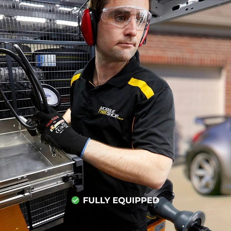 GOODYEAR: EAGLE EFFICIENTGRIP PERFORMANCE - 215/50 R18 92V Tyre - Fitted - image 2 of 4