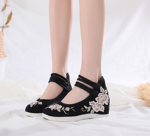 Chinesische alte Peking bestickte Schuhe Damen Braut Hanfu Aufzug Freizeitschuhe - Bild 7 von 14