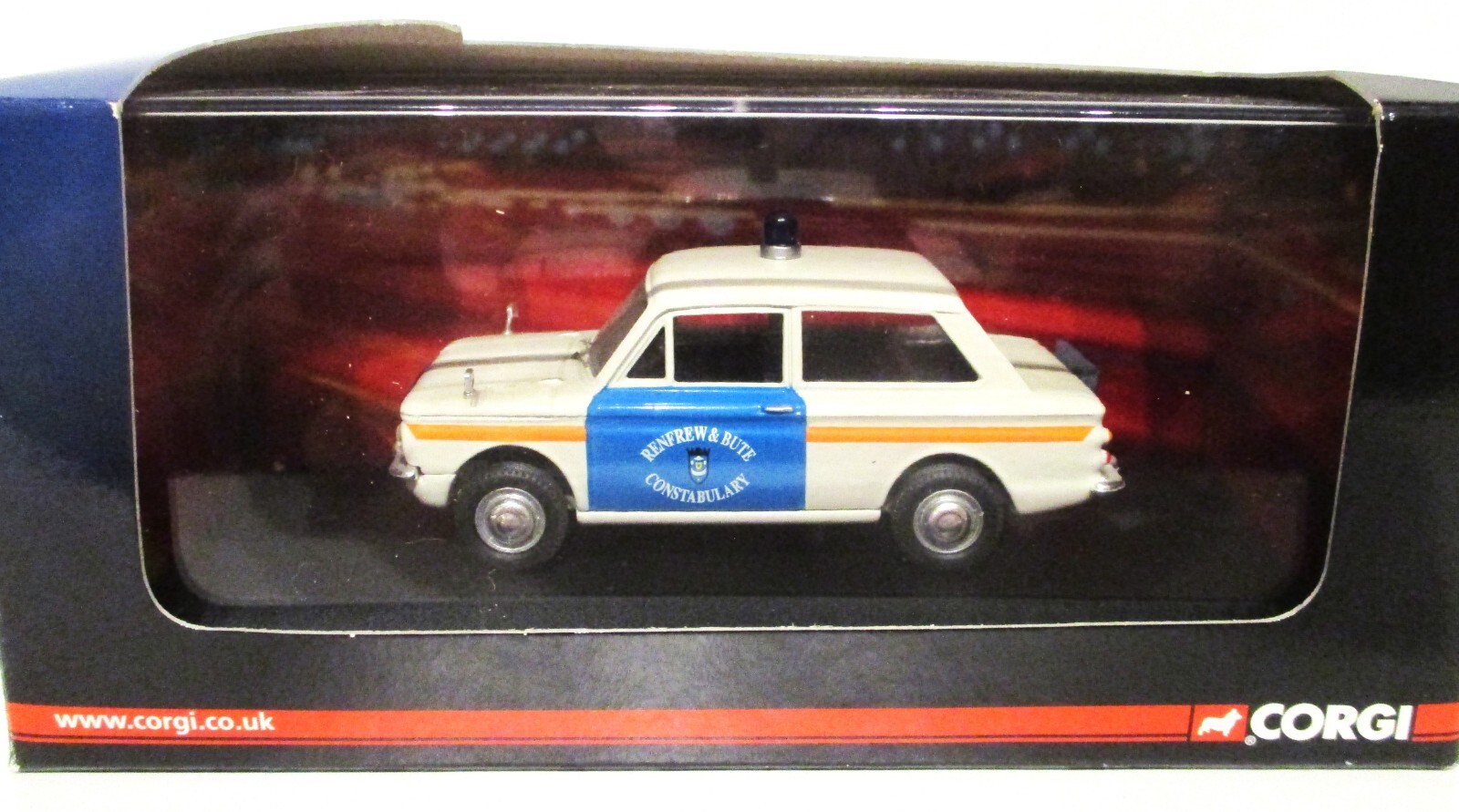 Corgi Vanguards 1:43 VA02621 HILLMAN IMP  Renfrewshire & Bute Police   All good! - Picture 1 of 1