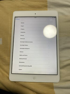 iPad mini Model A1432 iCLOUDSPERRE LCD OK. Sehr Gut 32 GB