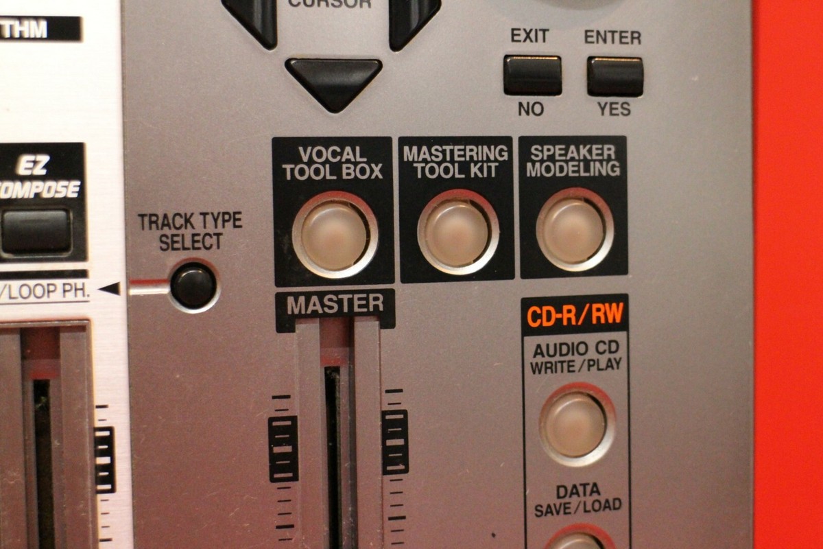 USED BOSS BR-1200CD BR 1200 Digital Recording Studio MTR U2832