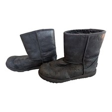 UGG Classic Short Kids Waterproof Sheepskin 1019646K Winter Boot Sz 6 Cozy Warm