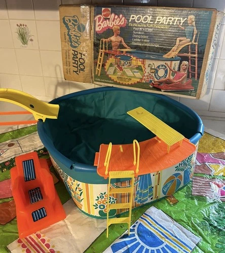 Vintage 1973  Barbie Pool Party  Complete Set In Box