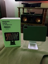 LULULOOK MAGNETIC WIRELESS CHARGING STAND FOR IPAD Air Mini 6 2021 Silver