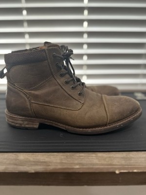 Florsheim Lodge Cap Toe Lace Boot SZ:11 EUC Distressed